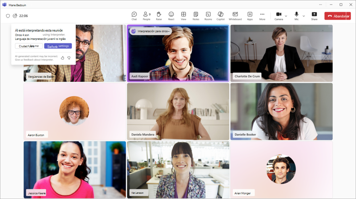 Captura de pantalla que muestra la experiencia de intérprete general en una reunión de Microsoft Teams.