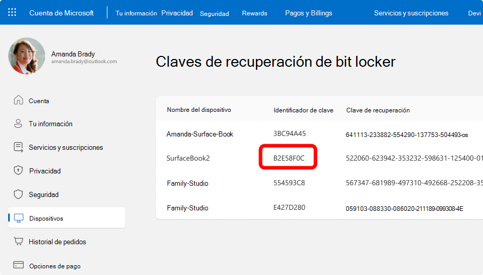 Captura de pantalla de las claves de recuperación de BitLocker de una cuenta de Microsoft.